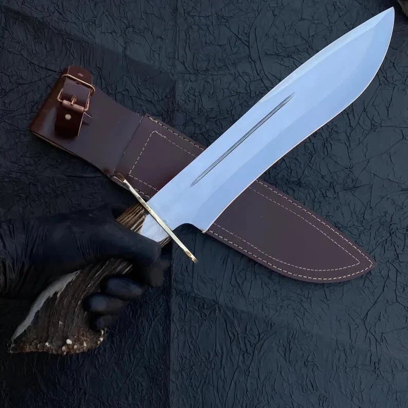 Ručně vyráběné venkovní nože